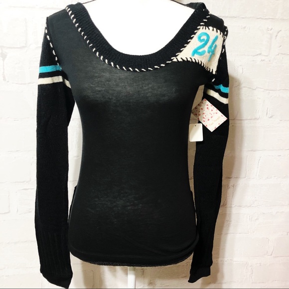 Free People Tops - Free People sweater with hood.  H03.